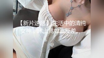 ❤️软软百合之口足交❤️骚B闺蜜室友 越用力抽逼里水流的越多 跟我一样呀，带上假鸡巴狠狠操她的小骚B 我要找人内射她