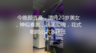 【新片速遞】 小碎花浅色比基尼和炮友在酒店全裸洗个鸳鸯浴，到床上直接缠绵热舞，细腻口交最后撸射在肚子上