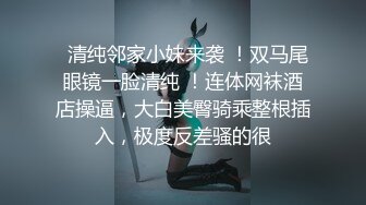 后入肥臀榨汁机，申请自拍达人