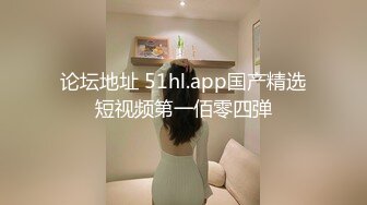 【OnlyFans】台湾网红少妇 Clickleilei刘蕾蕾付费订阅写真 露点自拍，打卡全球网红景点，从少女到孕妇的记录 39