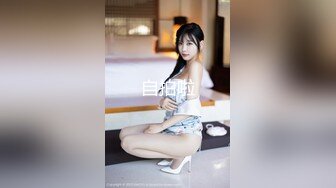 小女友按在镜子前后入