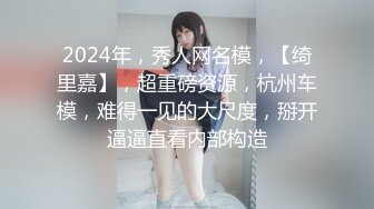 双马尾白嫩大奶乖巧美妞，撩起小背心露奶子，坐在椅子上振动棒猛插，高潮呻吟流出白浆，搞得小穴很湿