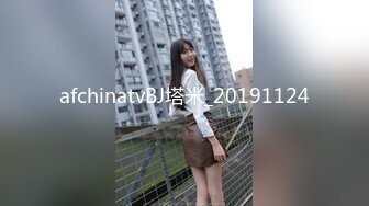    3P颜值人妻，无套啪啪，叫床声骚极了，老公听得耳朵别提多舒服