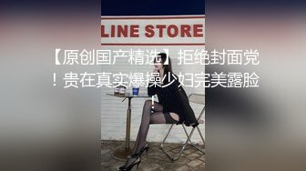 肉感外围御姐，按着头插嘴，掰开骚逼埋头舔，扶腰后入猛顶抖动