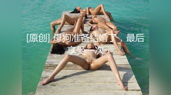 【新片速遞】 巨乳 漂亮美女的奶子真的好大 你们说这是真的吗 是不是胸罩不好卖 真空出行 乳头好大 